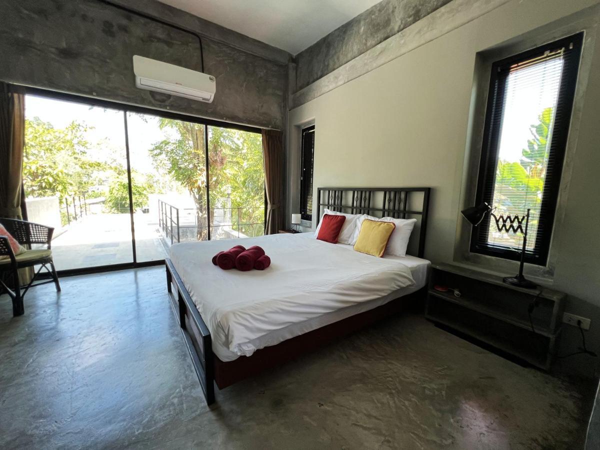 Ao Nang アオナン サード プレイス Bed & Breakfast エクステリア 写真