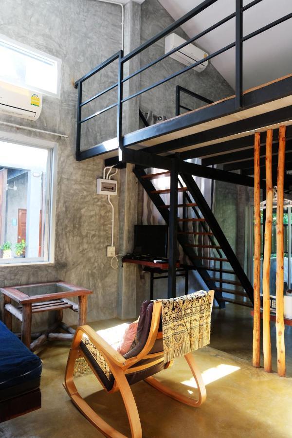 Ao Nang アオナン サード プレイス Bed & Breakfast エクステリア 写真