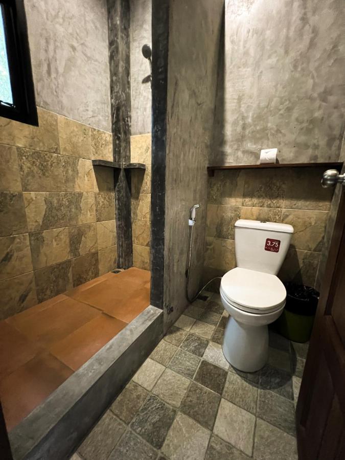 Ao Nang アオナン サード プレイス Bed & Breakfast エクステリア 写真