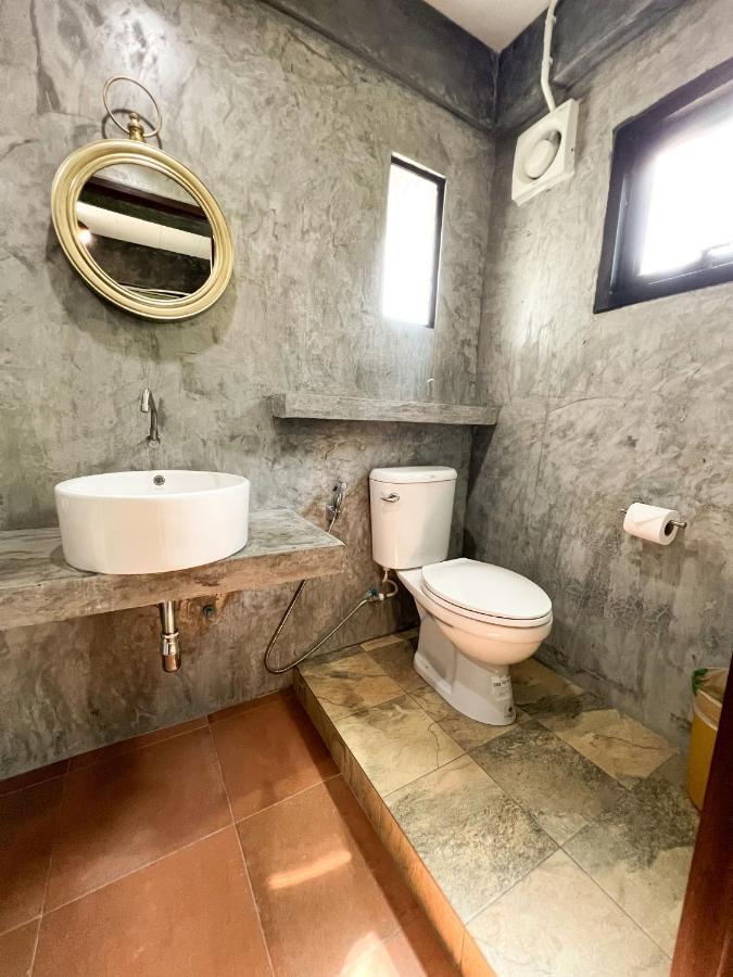 Ao Nang アオナン サード プレイス Bed & Breakfast エクステリア 写真