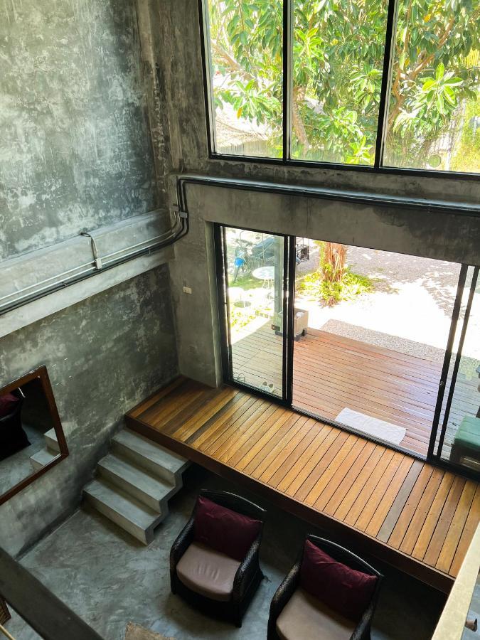 Ao Nang アオナン サード プレイス Bed & Breakfast エクステリア 写真